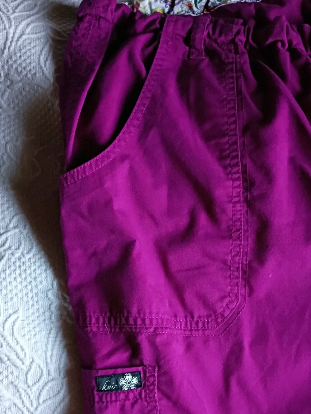 koi Women's Boot Cut Scrub Pants in Fuchsia Purple Nice Work Nurse CNA Comfort - Picture 5 of 12